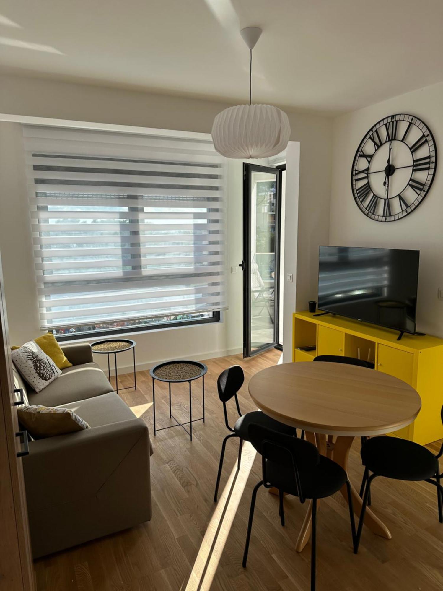 바르 Apartman Javi 아파트 외부 사진